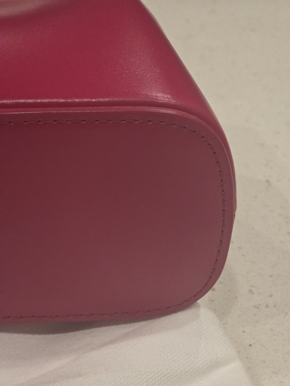 OSOI Red Boat Wide Mini Bag - Picture 2 of 6